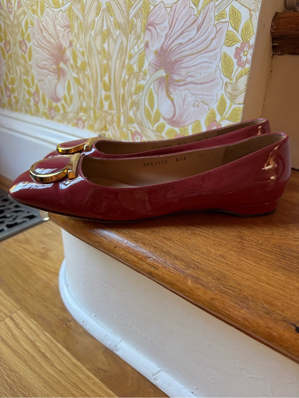 Salvatore Ferragamo Burgundy Patent Leather Gancini Ballet Flats - Picture 3 of 6